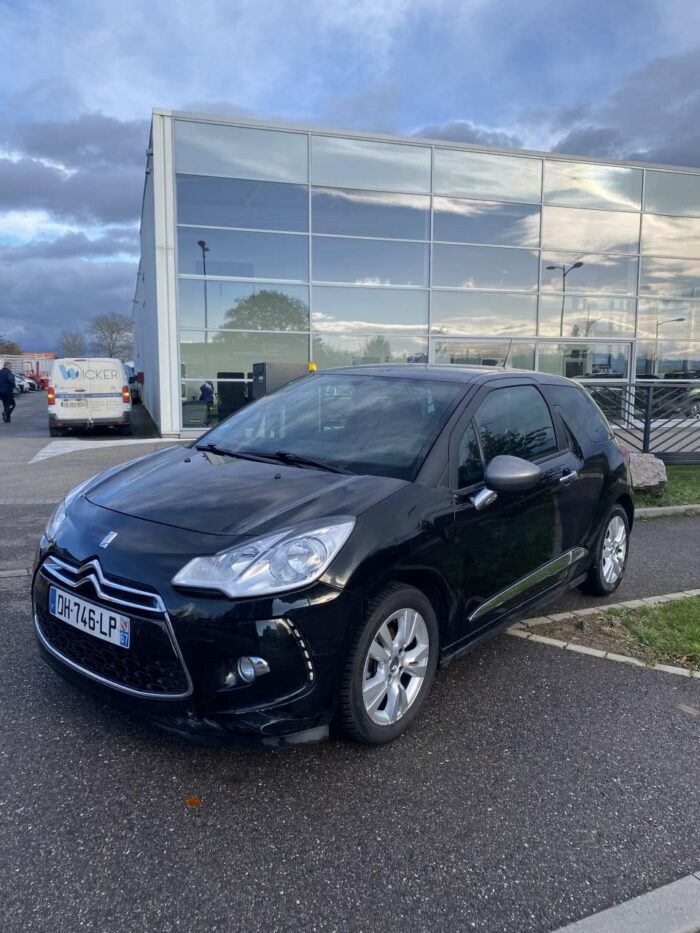 Ds DS 3 PureTech 82 So Chic 8990 euros