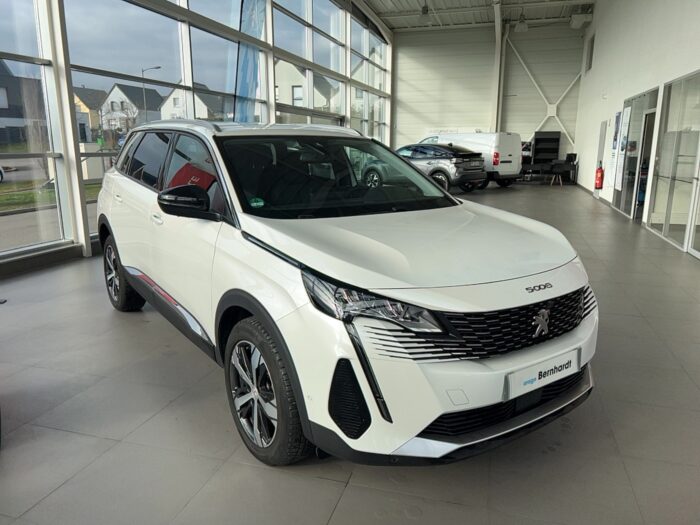 Peugeot 5008 (2) PureTech 130 S&S EAT8 Allure Pack 25990 euros